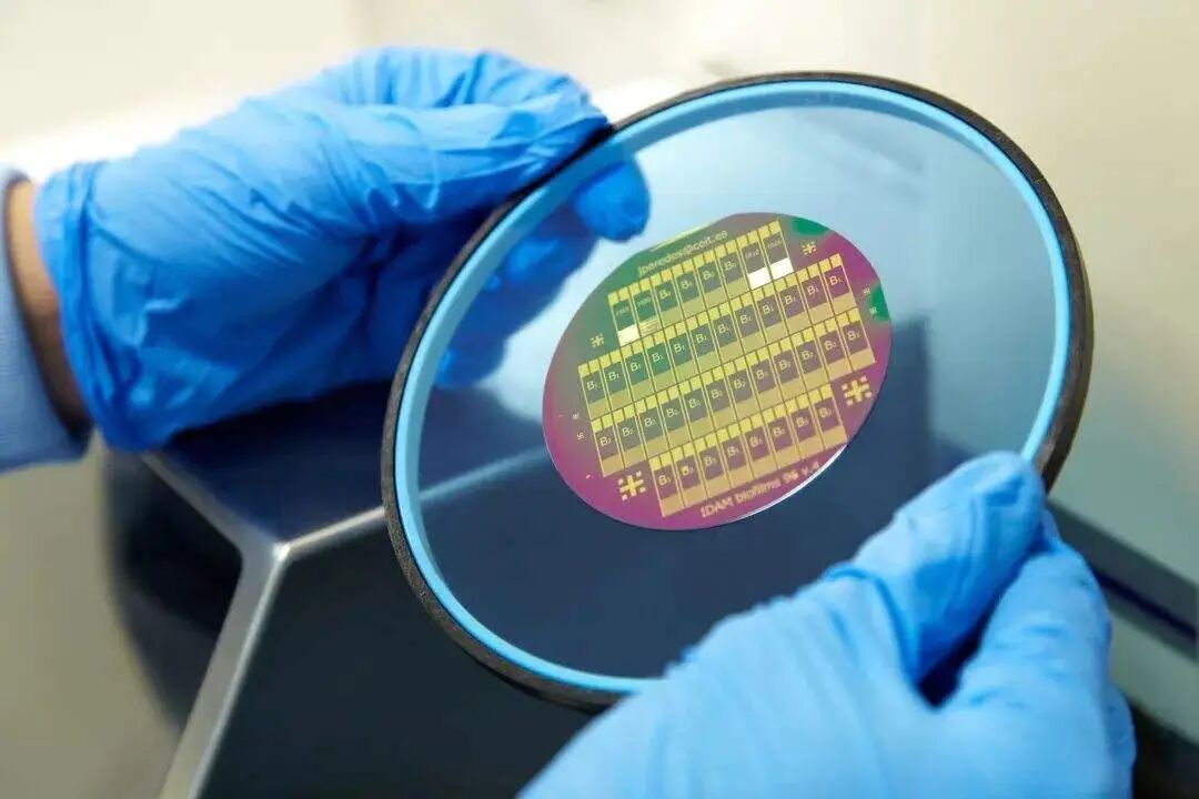 Что такое технология соединения пластин?